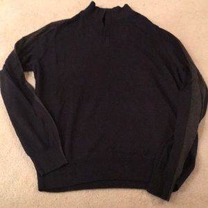 Men’s Perry Ellis Sweater. Medium. Black and Gray